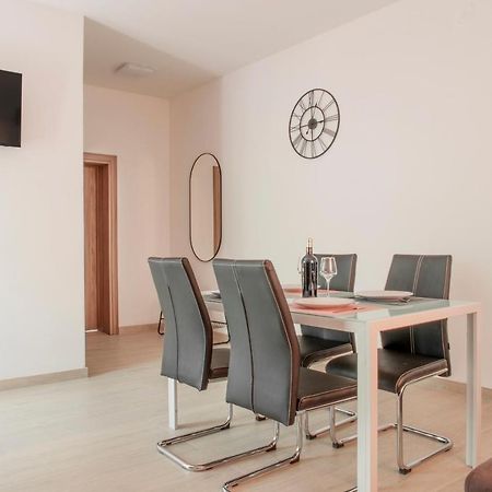 Apartmani Vudrag Трогир Экстерьер фото