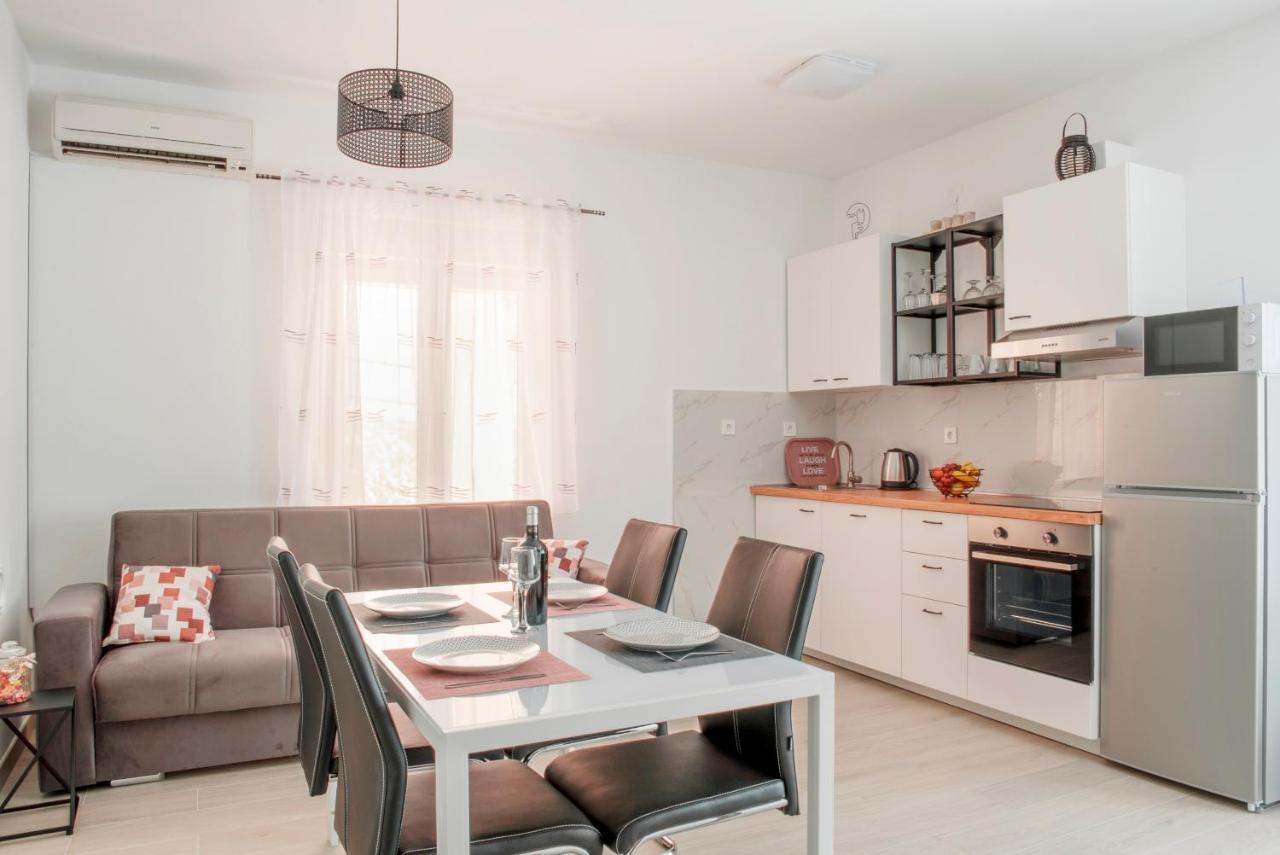 Apartmani Vudrag Трогир Экстерьер фото