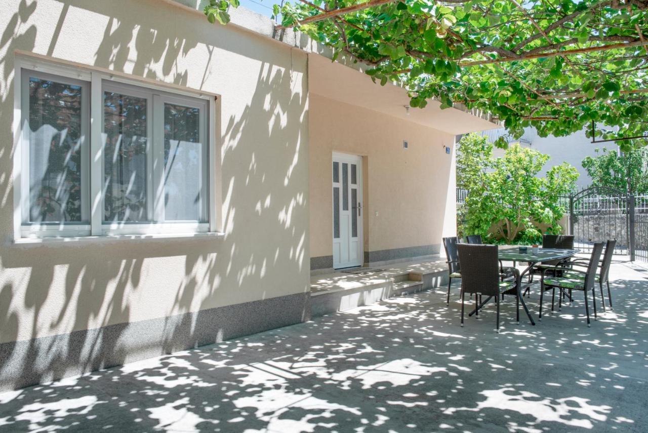 Apartmani Vudrag Трогир Экстерьер фото