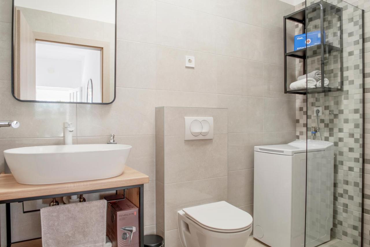 Apartmani Vudrag Трогир Экстерьер фото