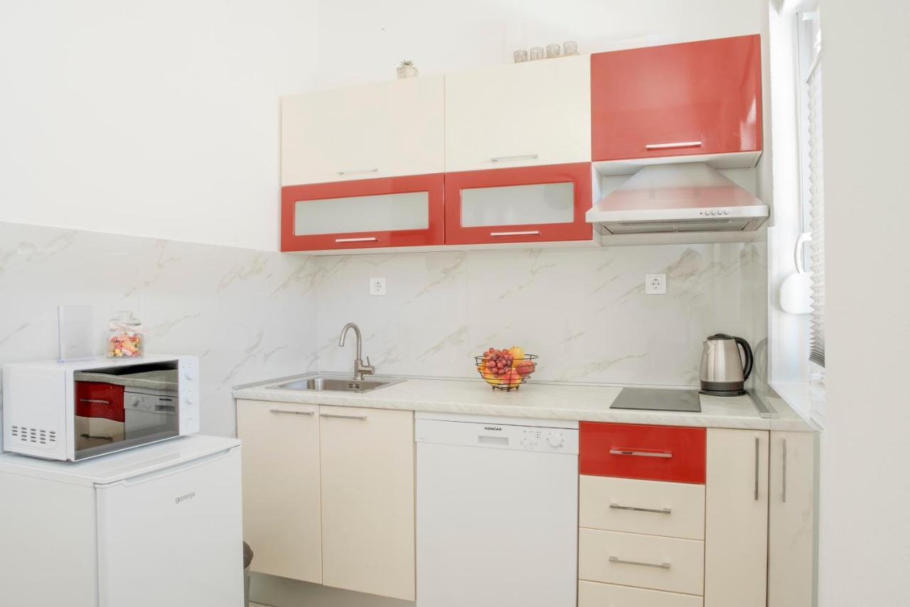 Apartmani Vudrag Трогир Экстерьер фото